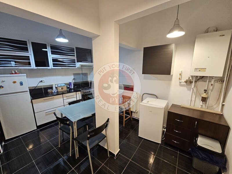 Piata Hurmuzachi | In vila | 3 camere | 74mp | B12227