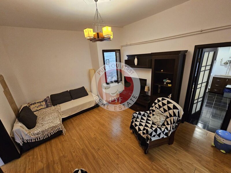 Piata Hurmuzachi | In vila | 3 camere | 74mp | B12227